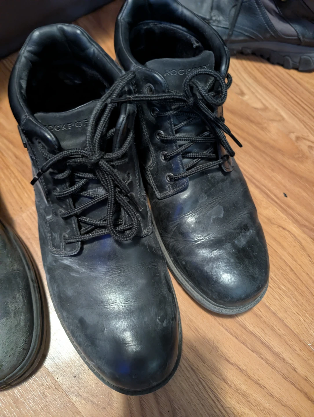 Different types of shoes