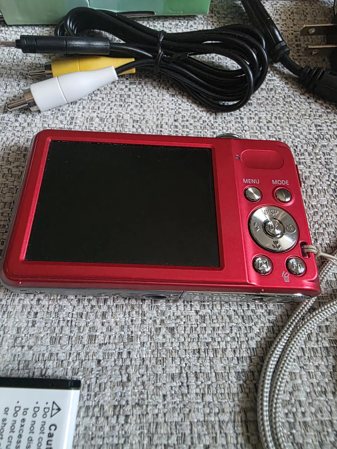 Samsung PL81 Red Digital Camera with 5x Optical Zoom - photo 4