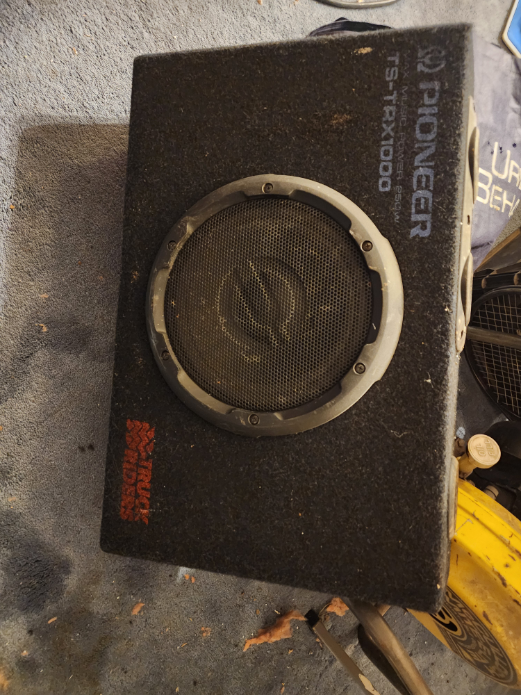 Pioneer TS-TRX1000 Subwoofer Box with Kenwood 715 Amplifier