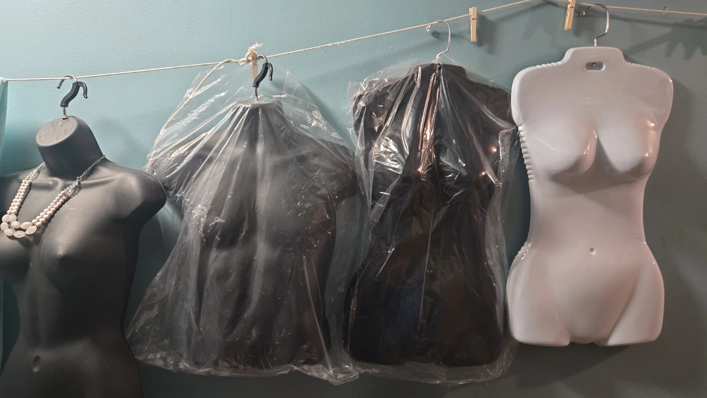 Mannequin Torso Display Forms (Black & White)