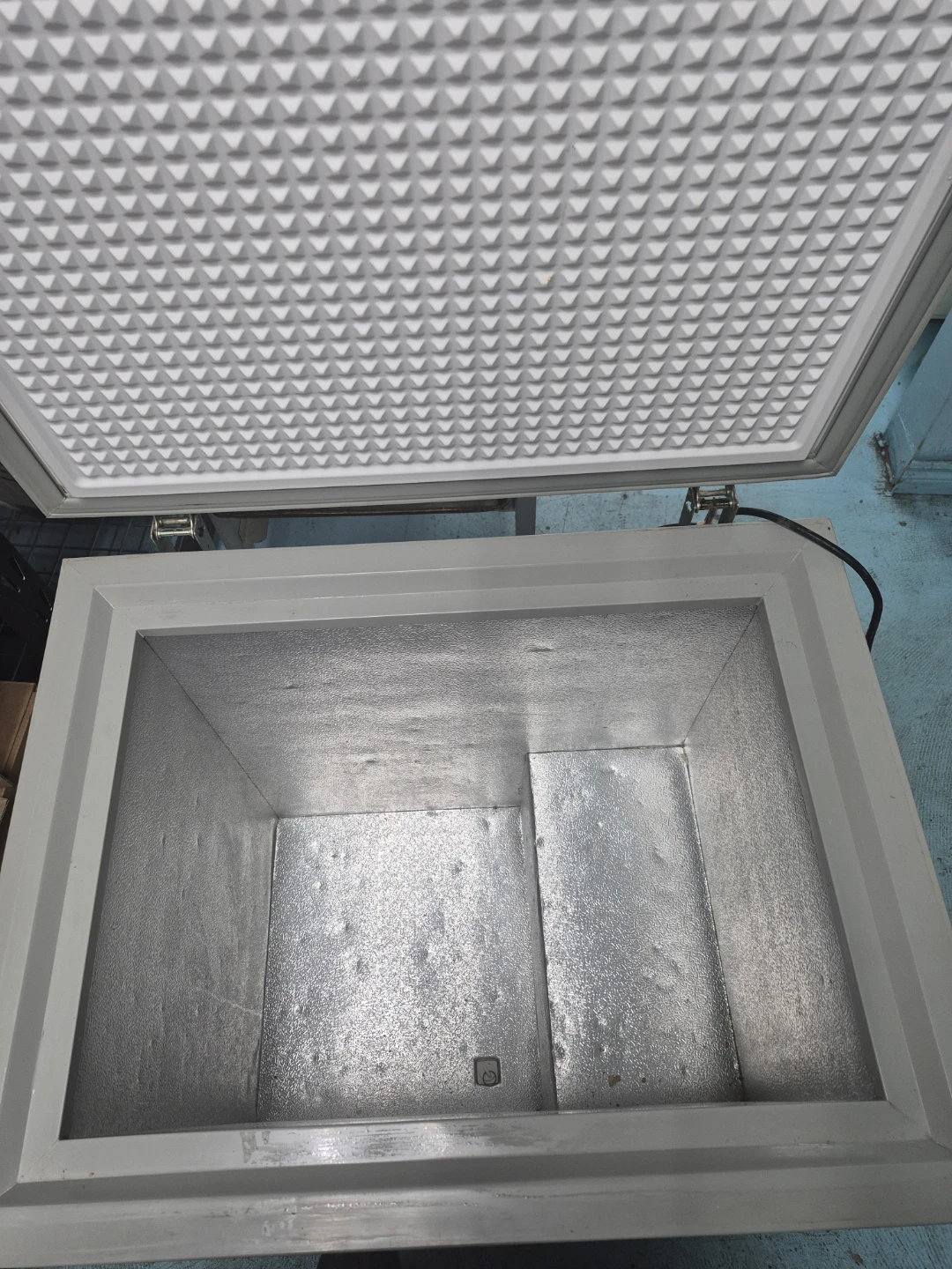 Haier Chest Freezer - photo 2