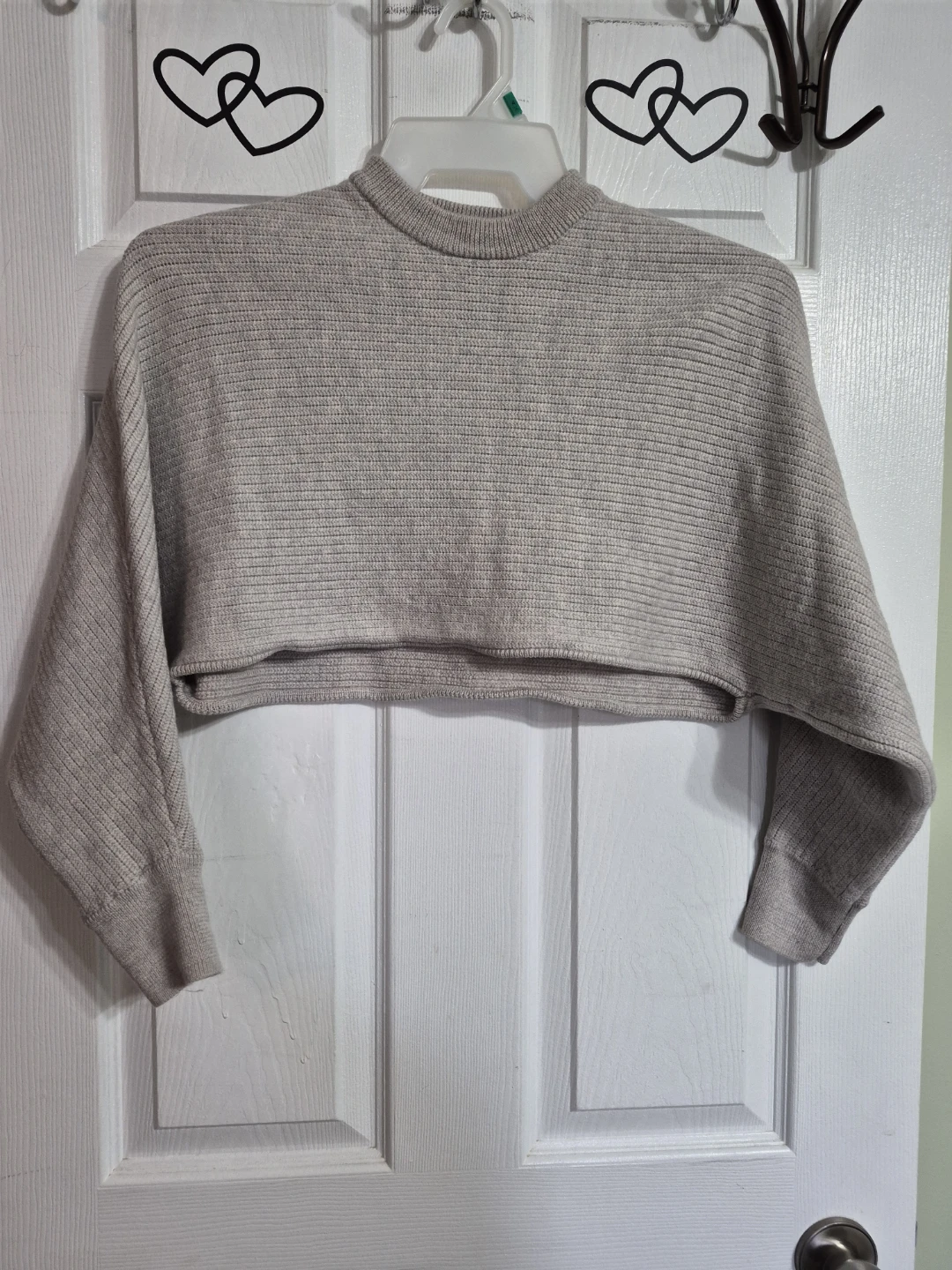 Ladies Size Small Wilfred Free Wool Sweater Crop Top