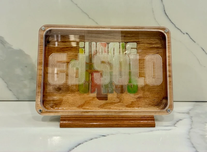 Custom rolling trays