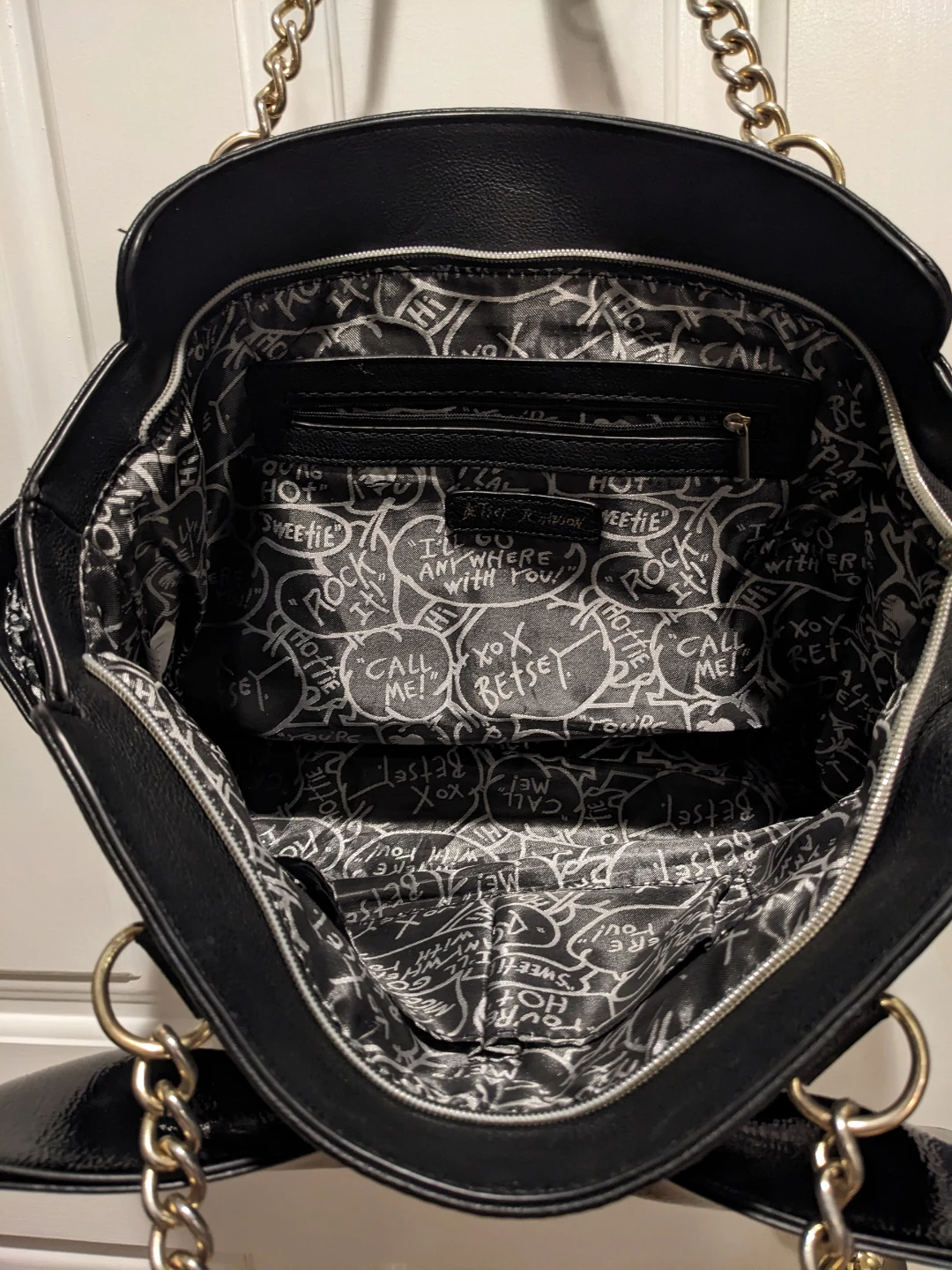 Betsey Johnson Black Tote Bag with Bow Accent - photo 4