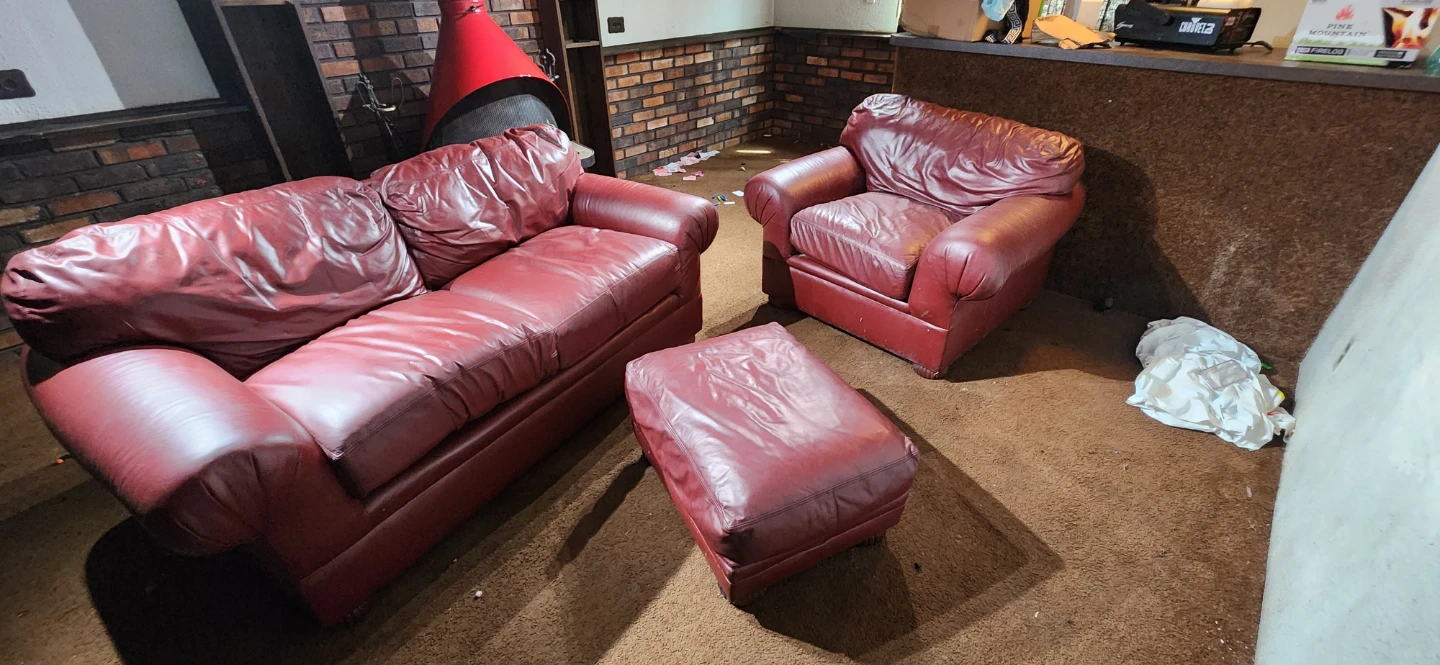 Red Leather Armchair and Ottoman Set - photo 5