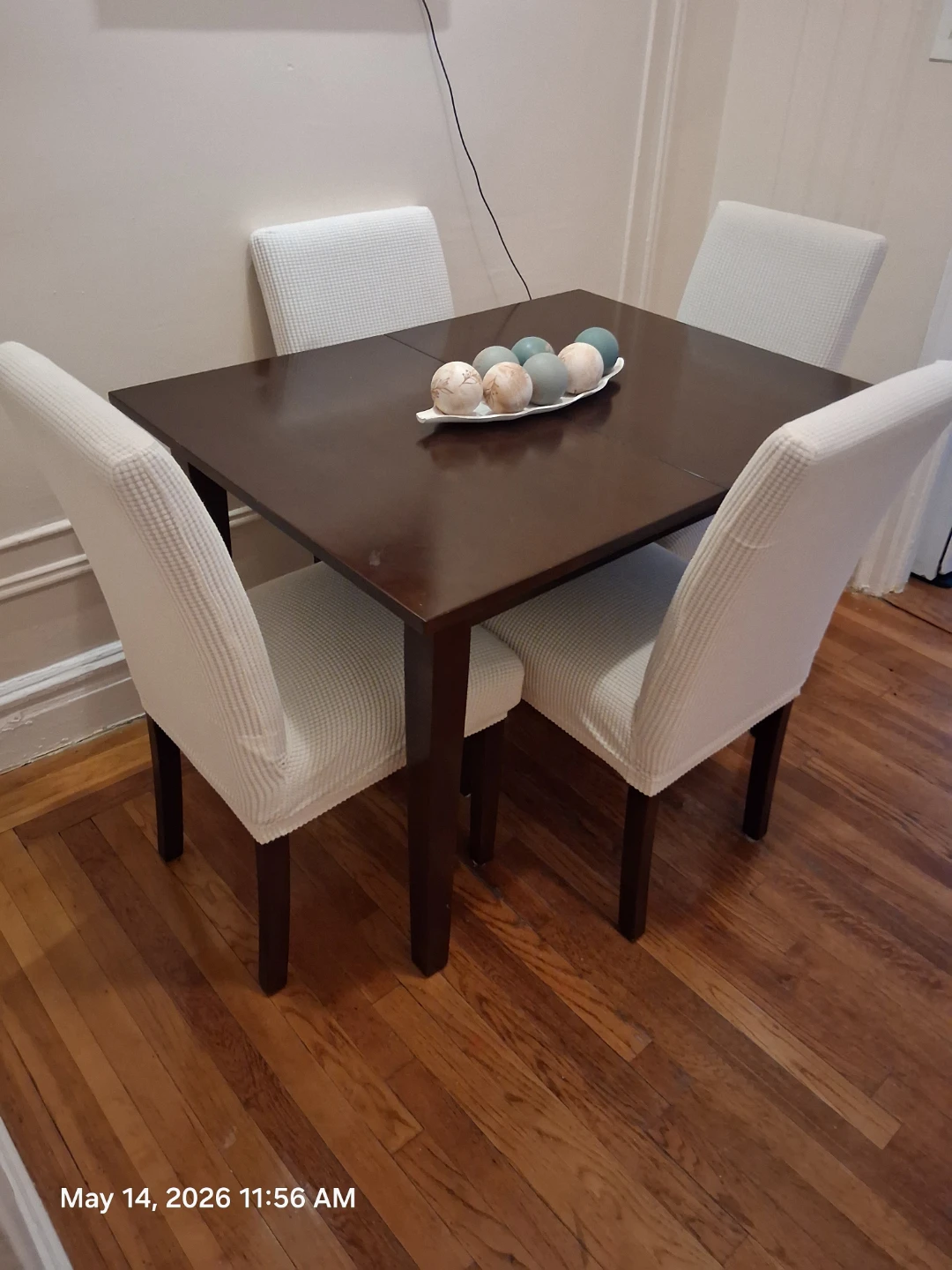 Expandable Dining Table Set with 4 Chairs