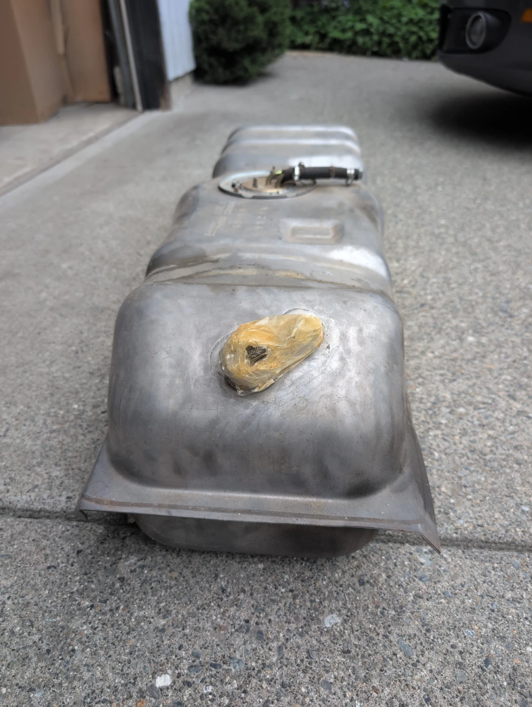 1978 Chevy C1500 Fuel Tank with Mounting Straps - photo 4