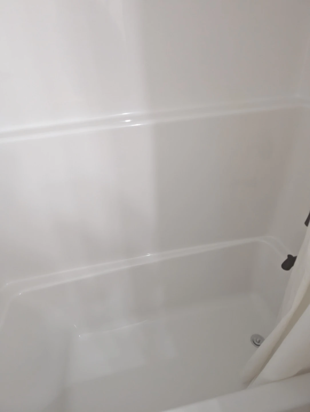 Private room for rent in two bedroom townhouse - photo 4