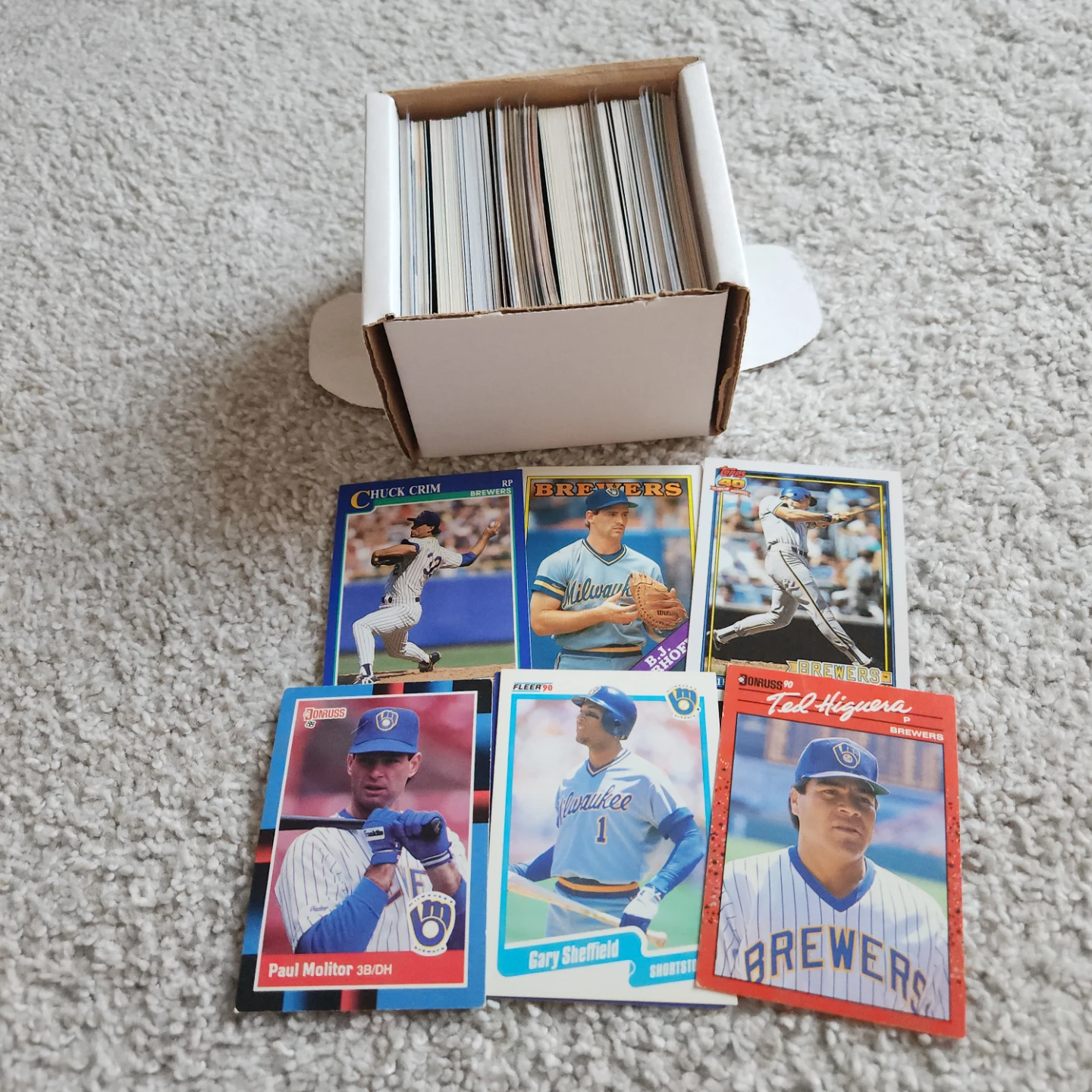 Milwaukee Brewers, 100 Baseball Cards Team lot - photo 4