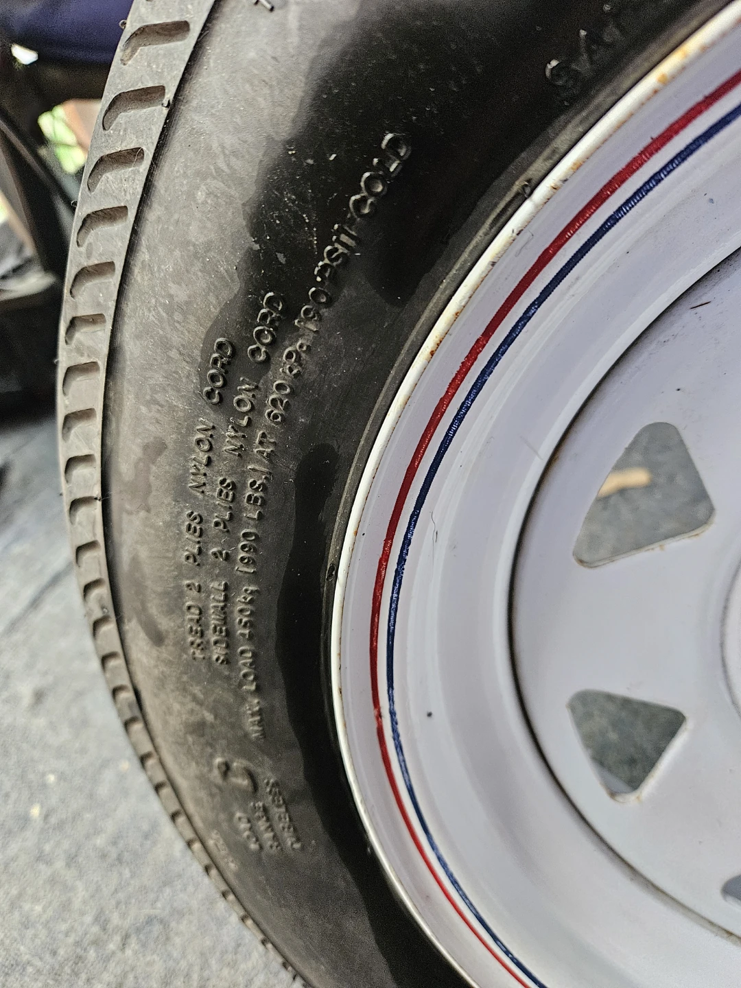 Carlisle Sport Trail Tire with White Rim - photo 3