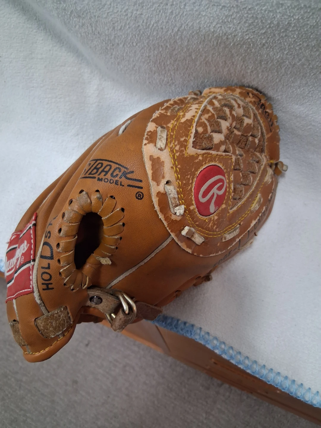 Rawlings RBG 119 Baseball Glove 10 Inch - photo 2