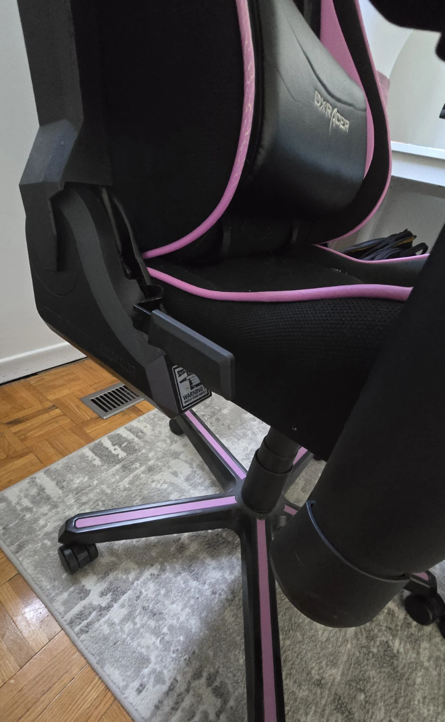 DXRacer Gaming Chairs - Blue and Pink - photo 4