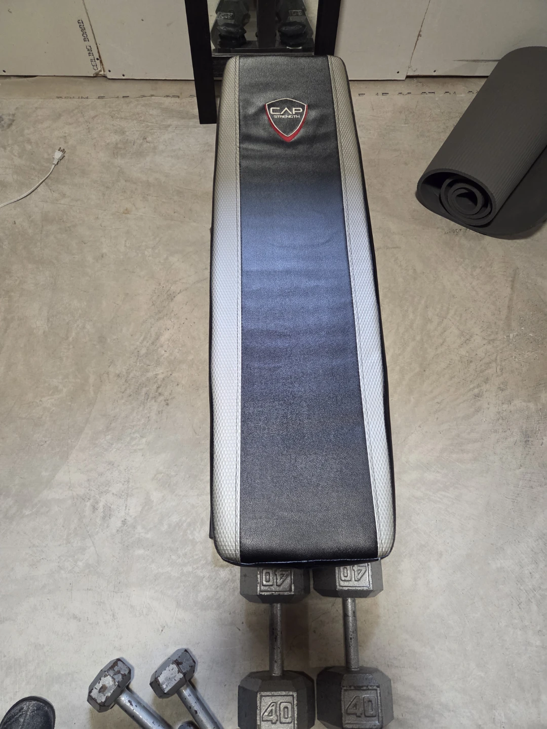 Weight bench - photo 2