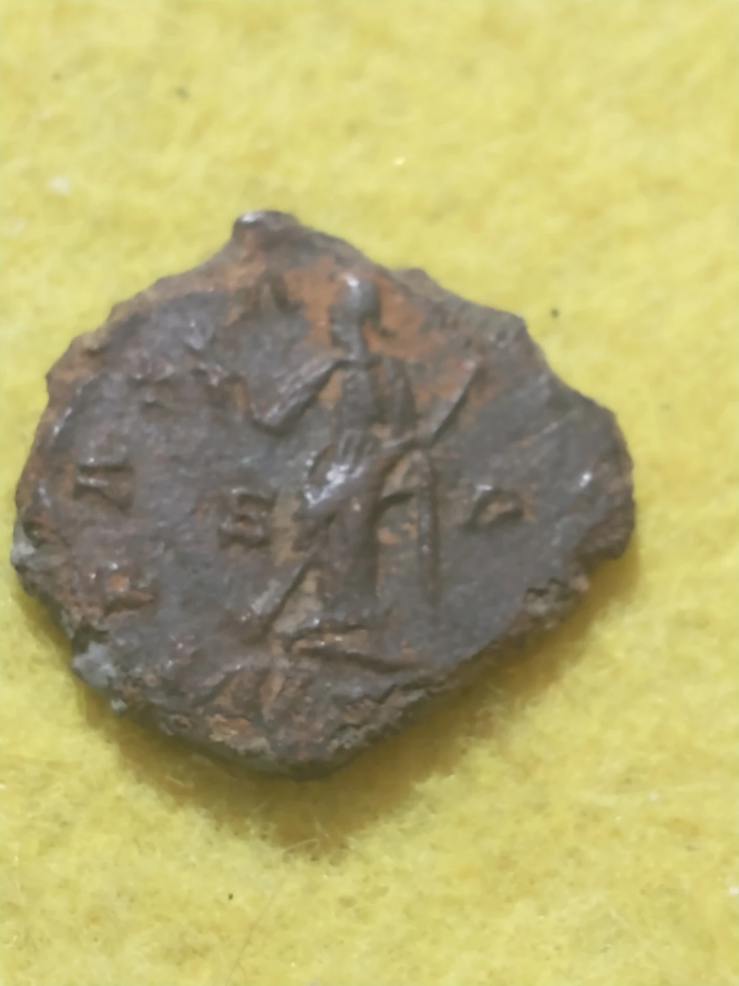 Rare 286-293 AD Caurasius ancient Roman provincial coin - photo 5