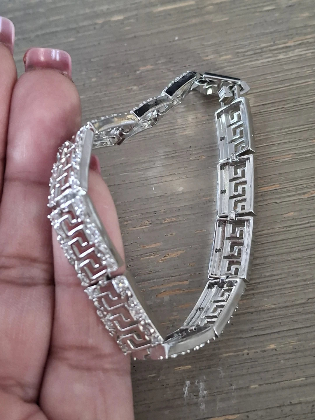 Silver Tone Bracelet with Rhinestones