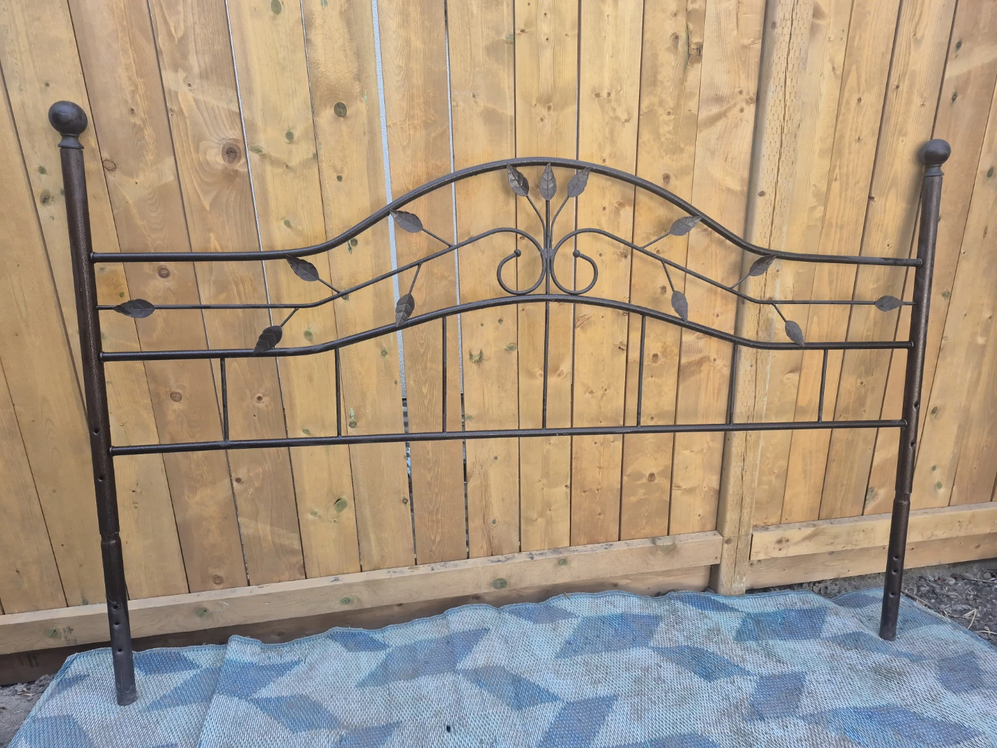 Headboard- King, metal, leafy style - photo 2