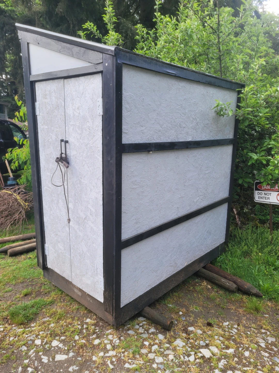 Storage shed - photo 2