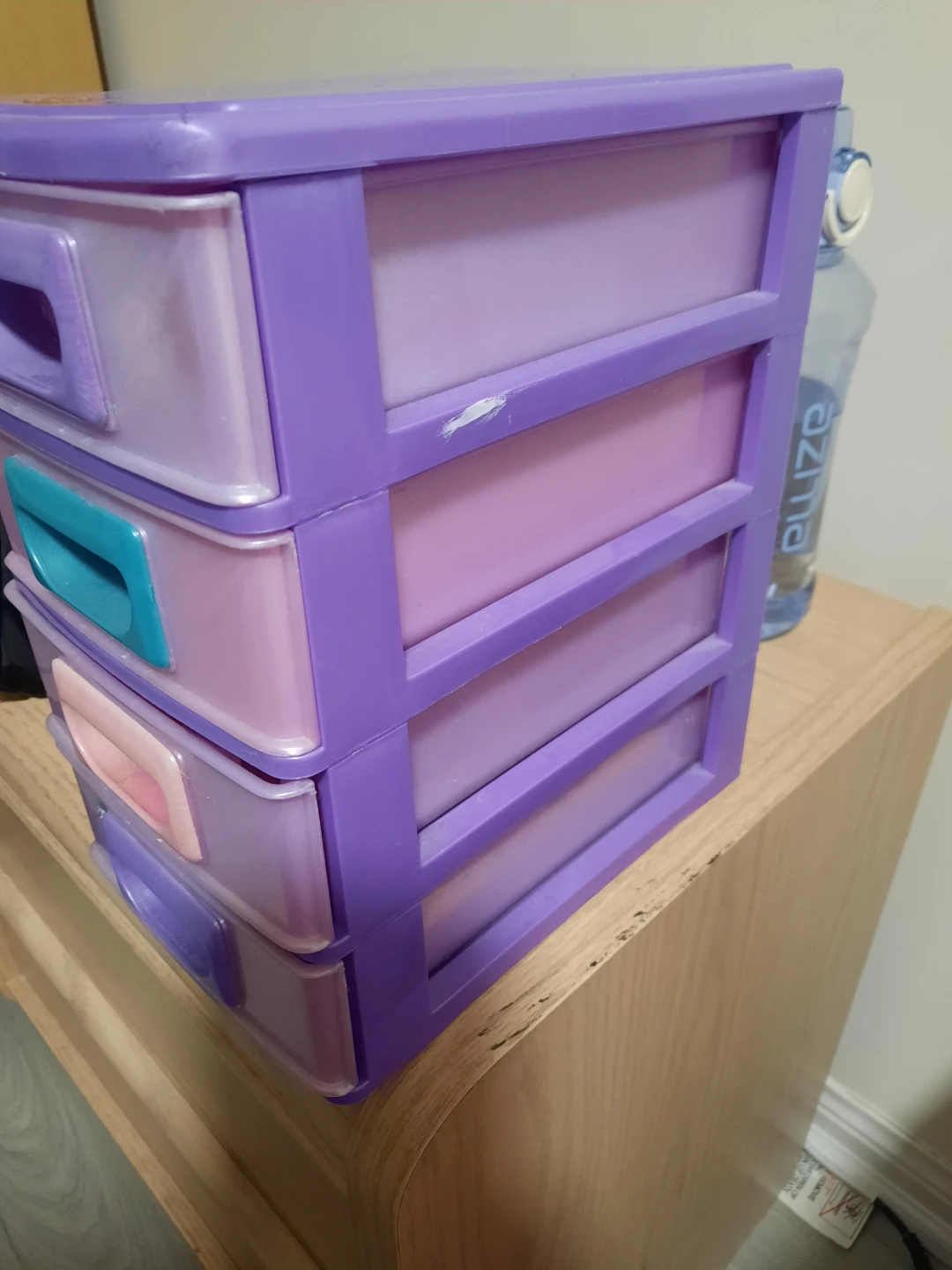 Purple plastic 4-drawer organizer - photo 2