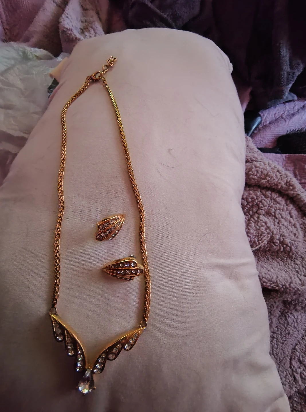 Gold-tone Necklace and Earring Set with Crystals