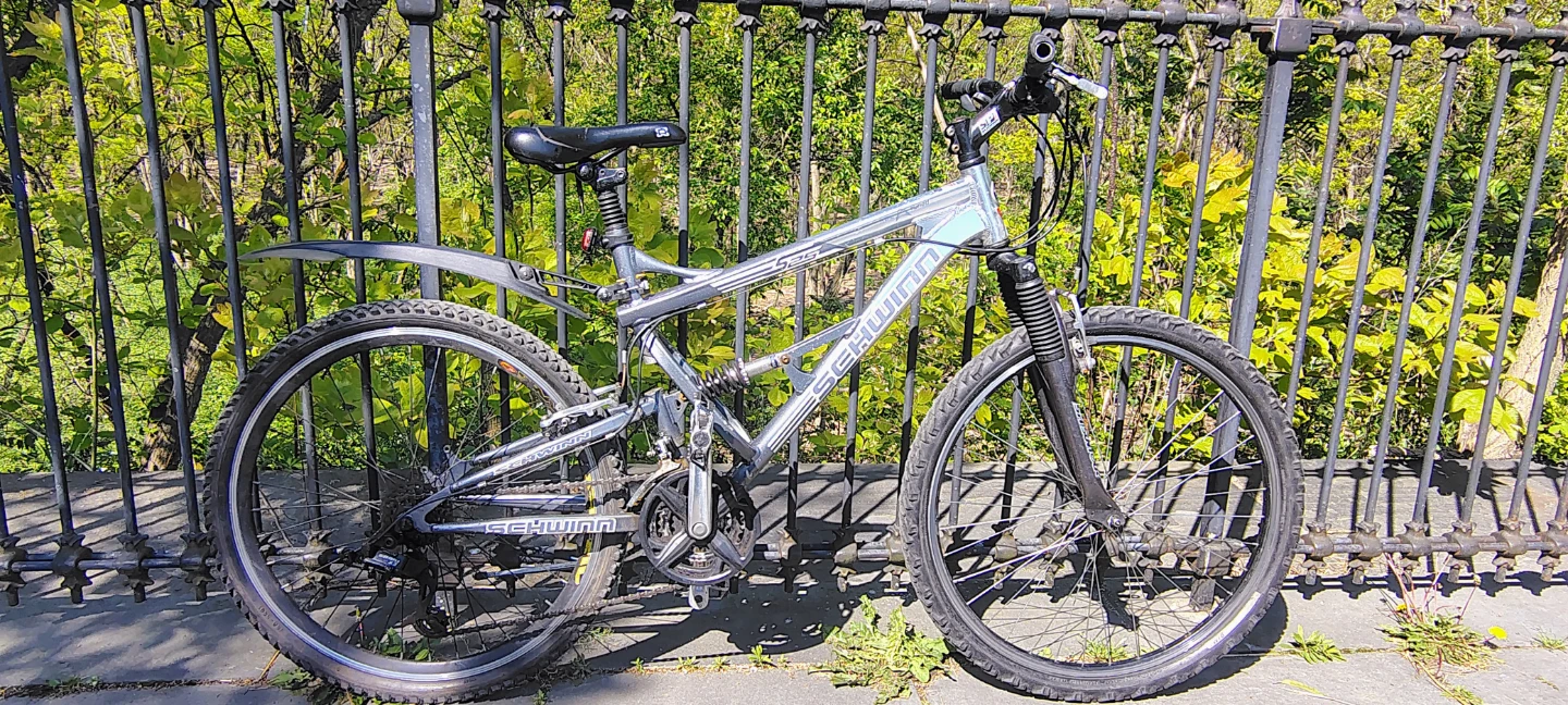 Schwinn Mountain Bike - photo 2