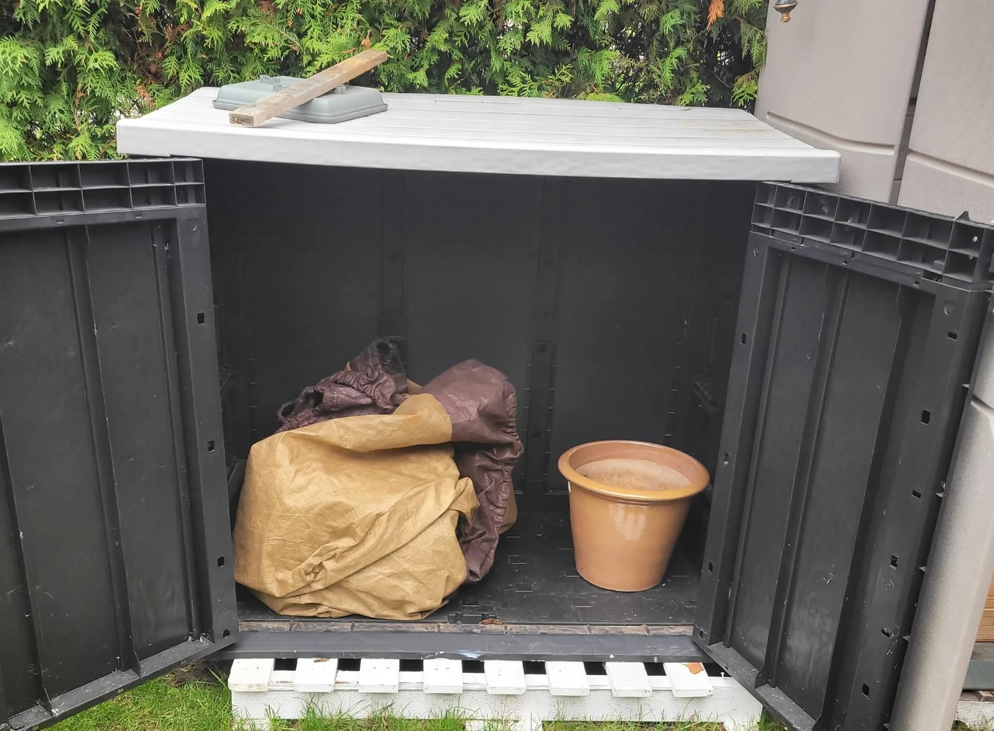Outdoor Storage Cabinet - photo 2