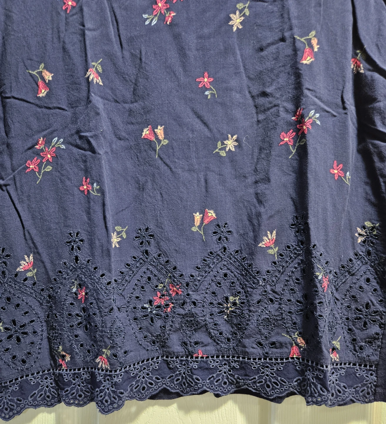 Reitman's Navy Blue Embroidered T-Shirt - Large - photo 2