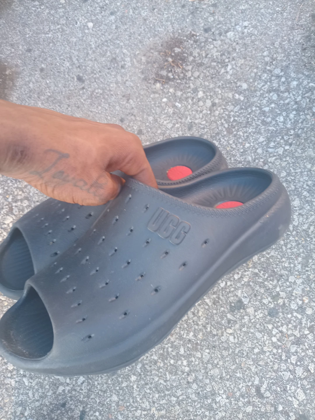 Size 10 men's uggs