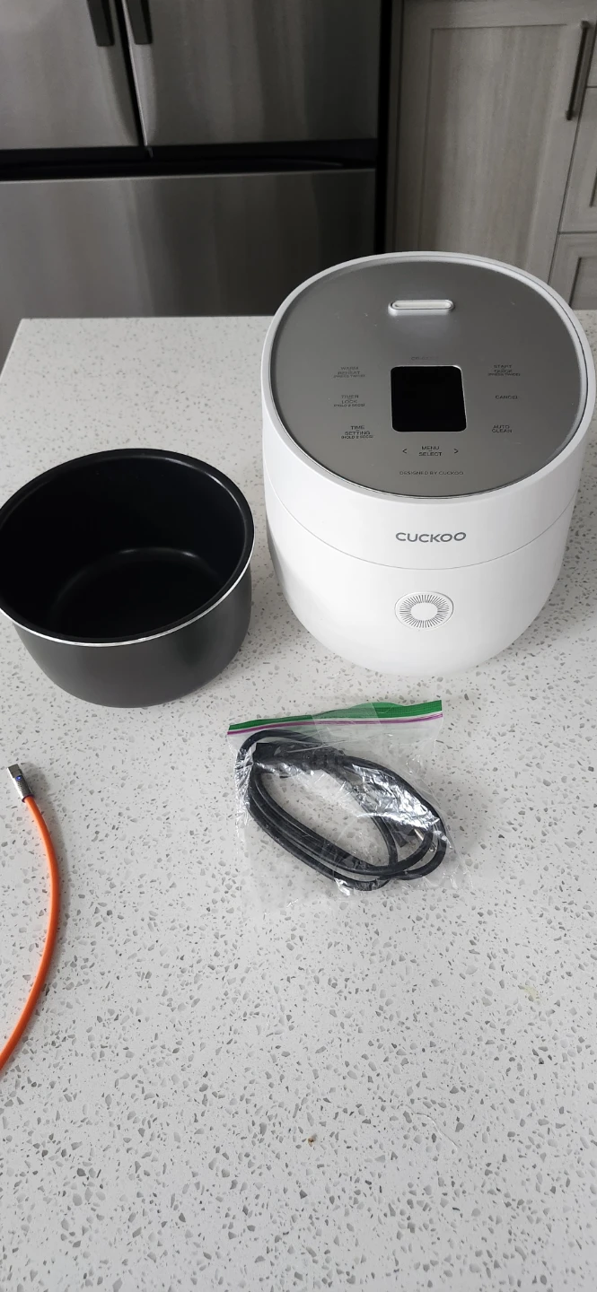 CUCKOO Rice Cooker (CR-0675FW)