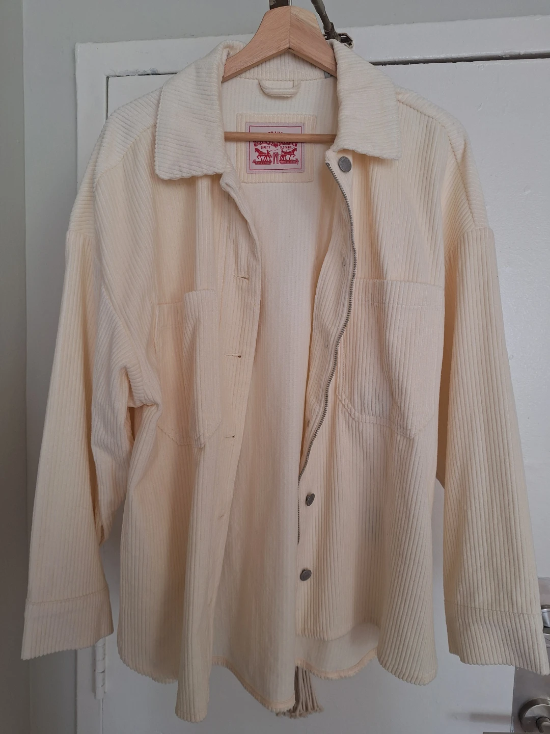 Levi Strauss & Co. Corduroy Shirt Jacket - Cream - Size M