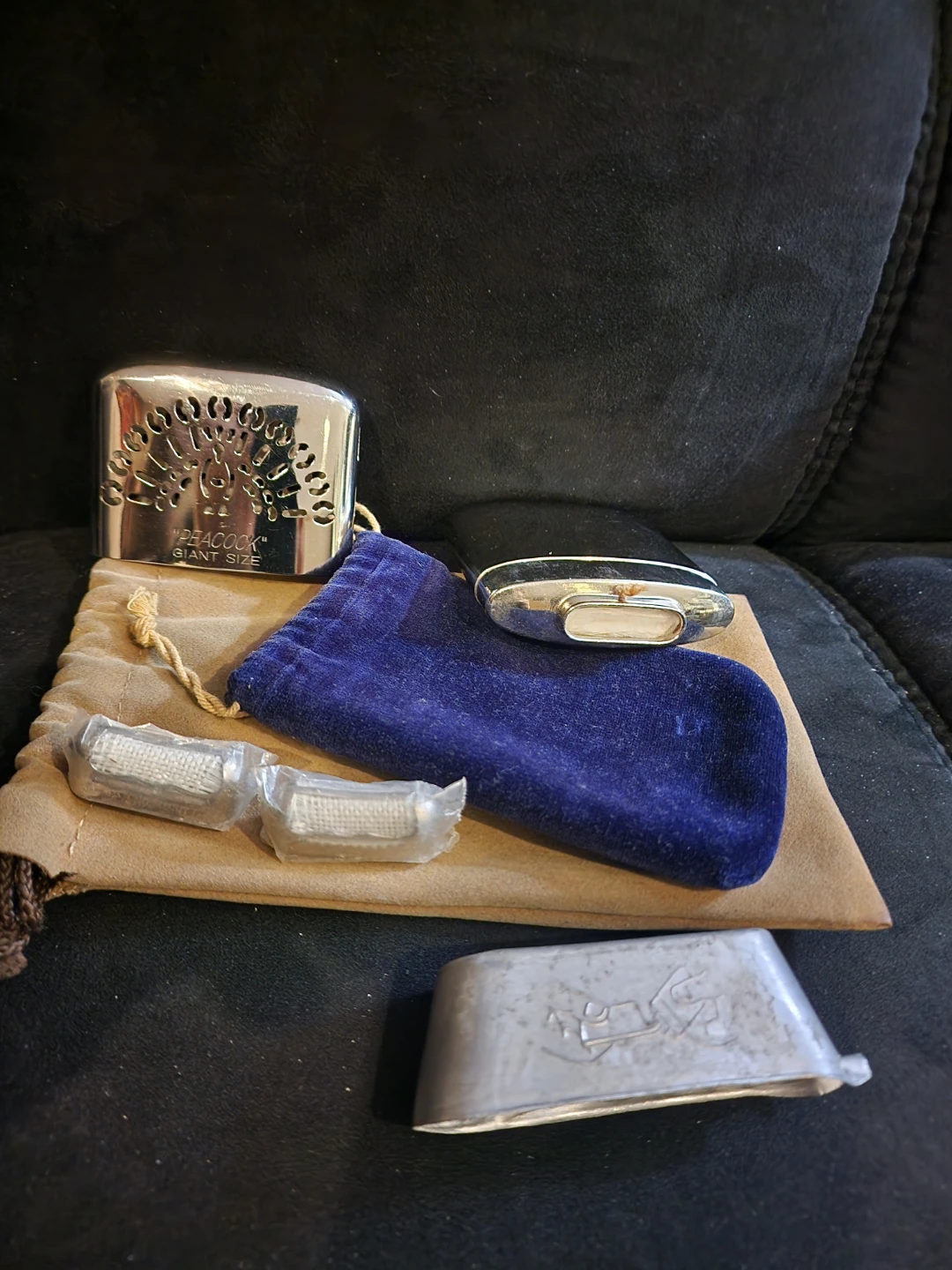 Peacock Giant Size Hand Warmer with Accessories