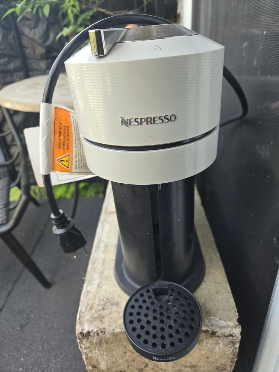 Nespresso Vertuo Coffee Machine - photo 2