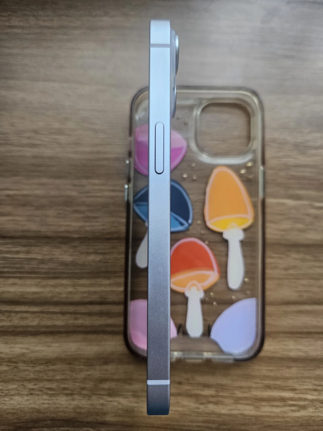 iPhone 14 - photo 3