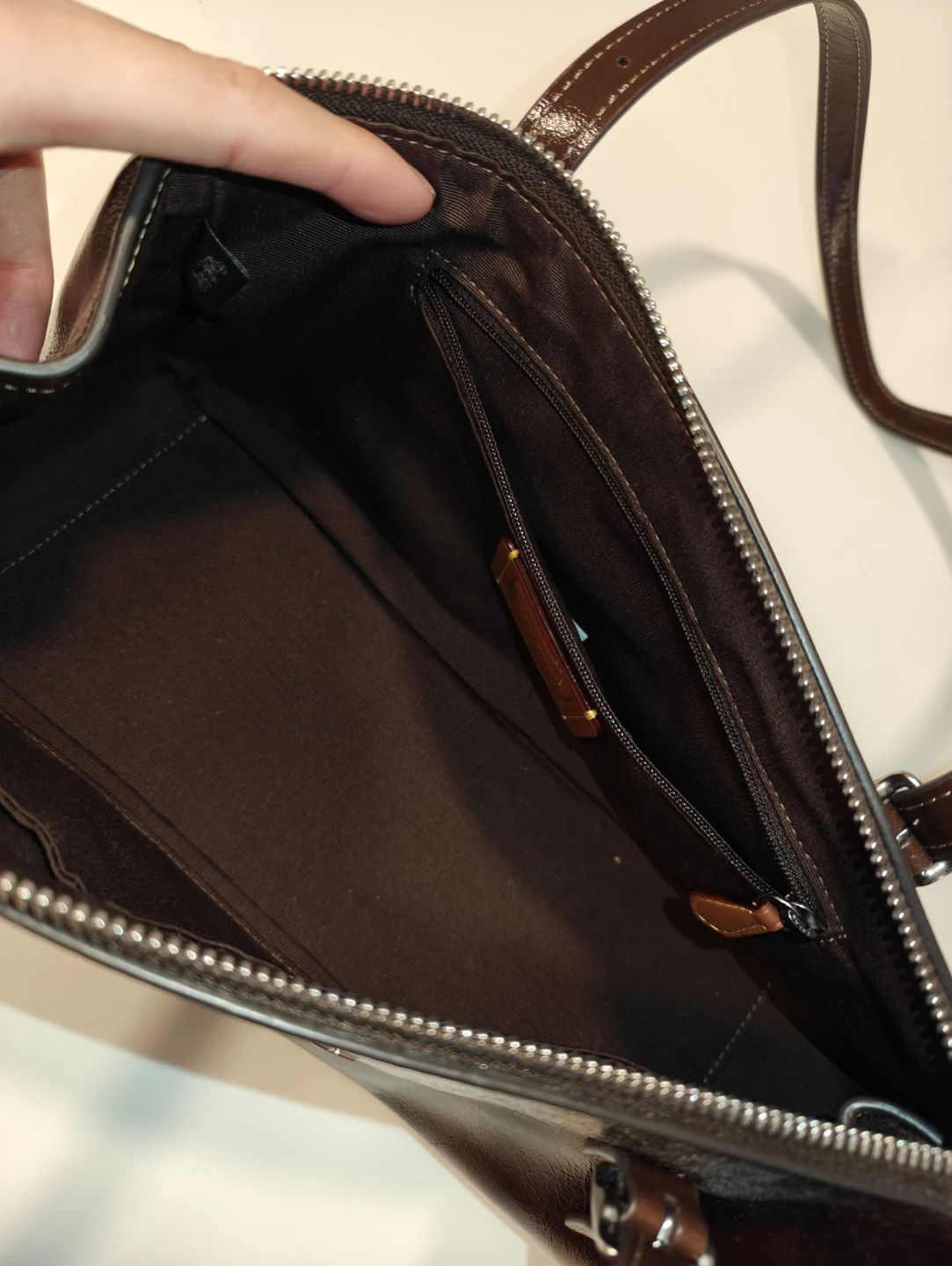 Coach Brown Patent Leather Shoulder Bag - photo 2