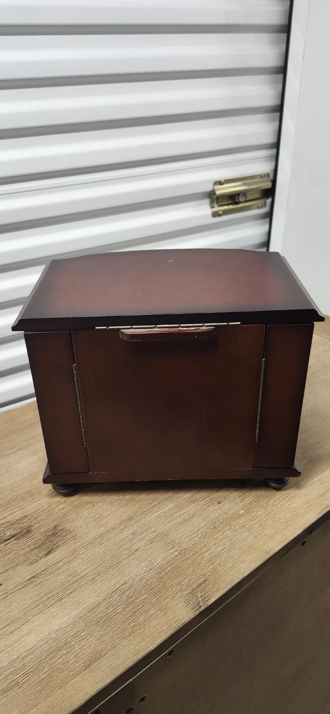 Wooden Jewelry box - photo 3