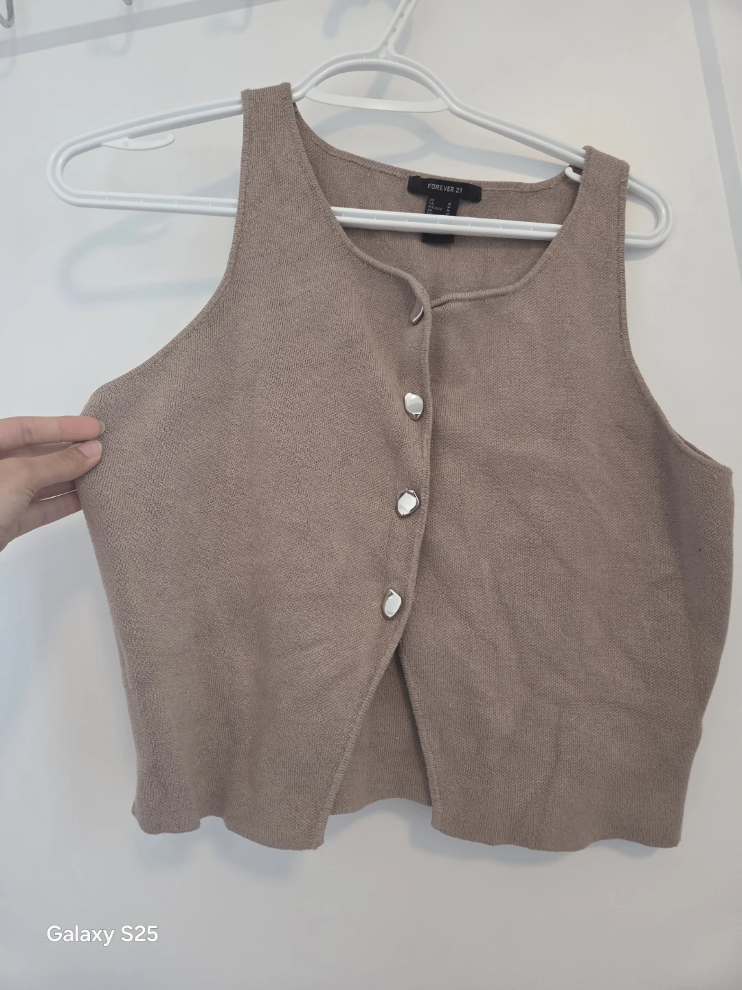 Forever 21 Women's Sleeveless Button-Up Sweater Vest