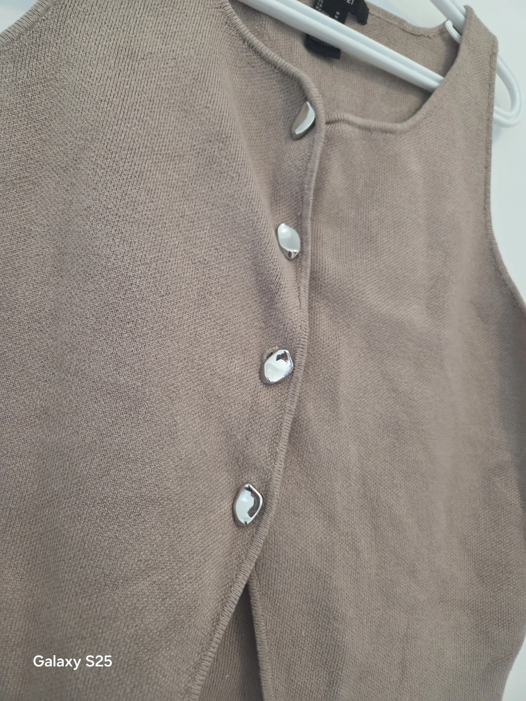 Forever 21 Women's Sleeveless Button-Up Sweater Vest - photo 2