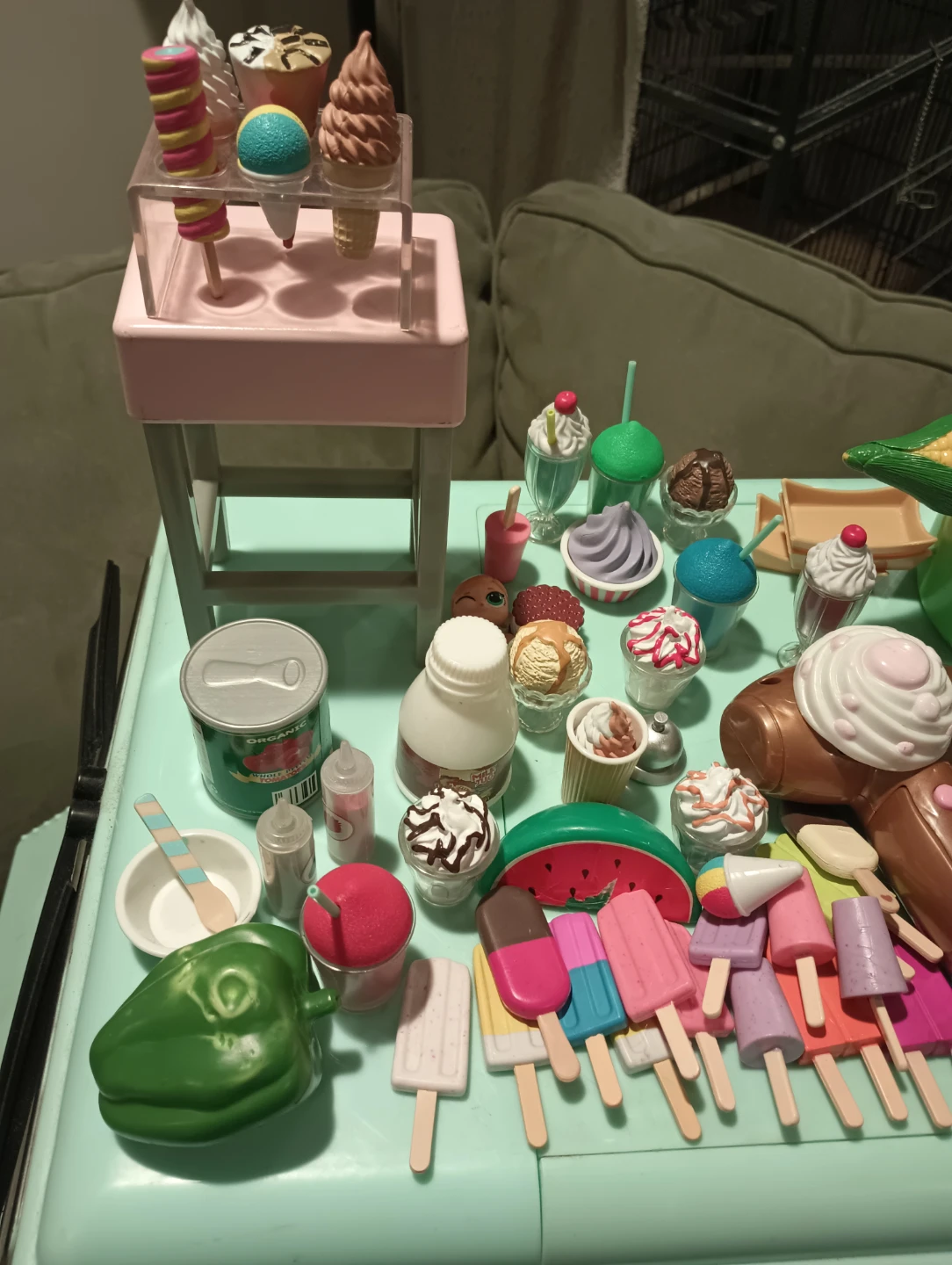 Ice Cream Truck Playset with Accessories - photo 2