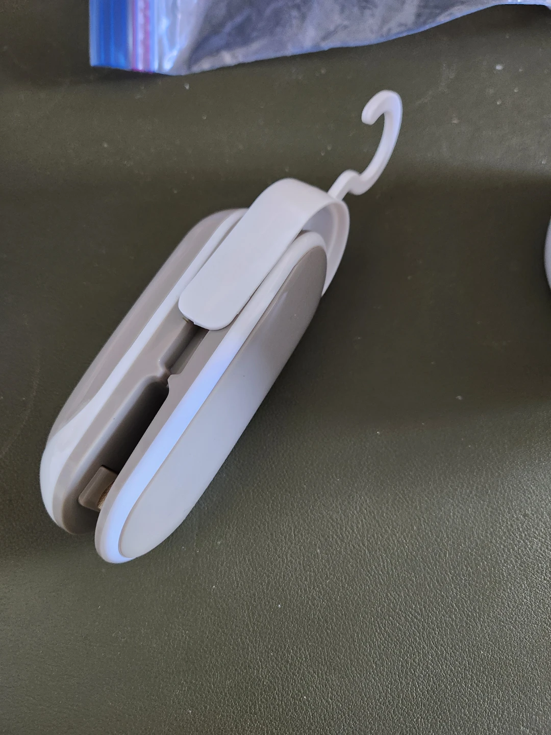 Mini Sealing Machine - photo 2
