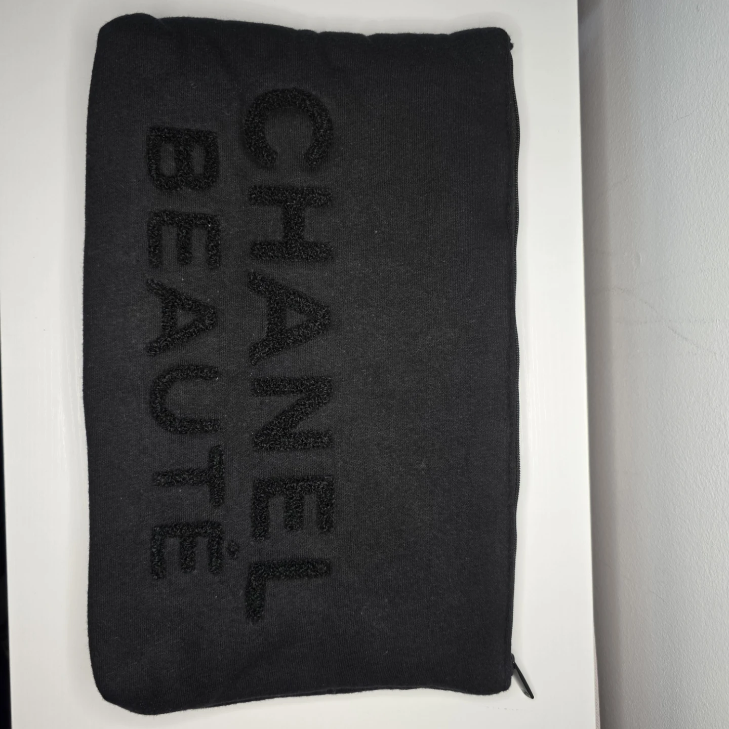CHANEL BEAUTÉ Black Cotton Pouch