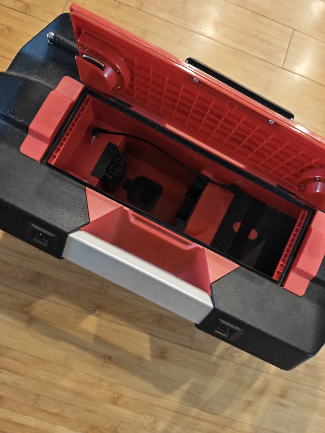 Milwaukee Jobsite Radio Boombox - photo 2