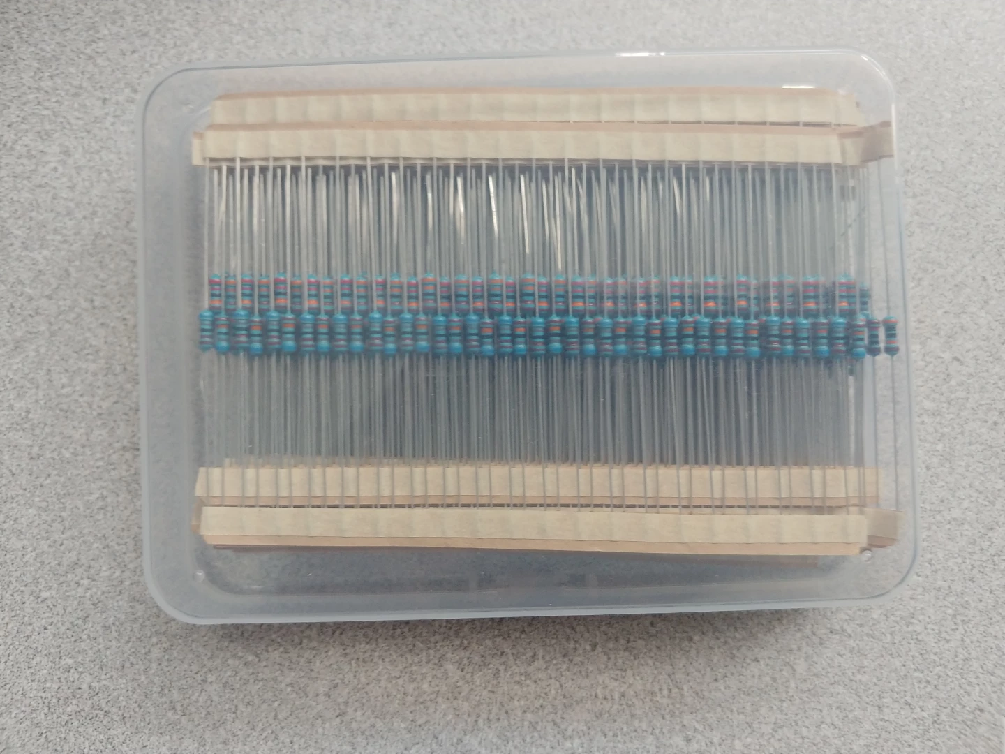600pcs 1/4W 1% Resistors Assortment Kit 10Ω-1MΩ - photo 3