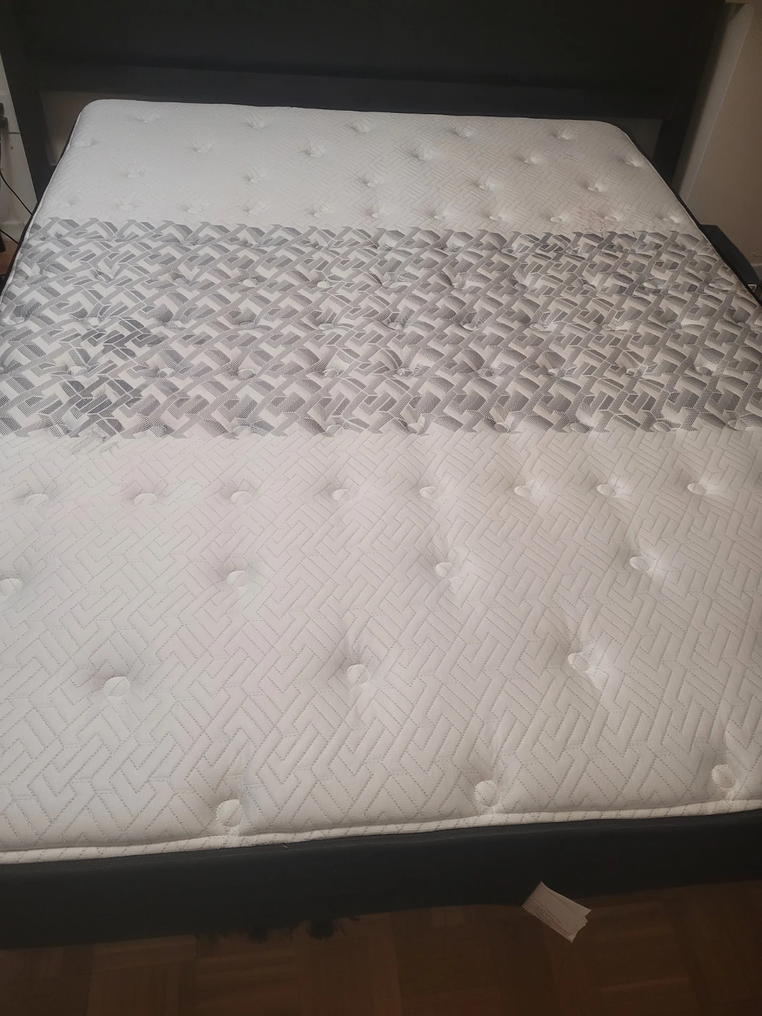 Queen size Sleep Country Mattress (Firm, Used 6 mos)