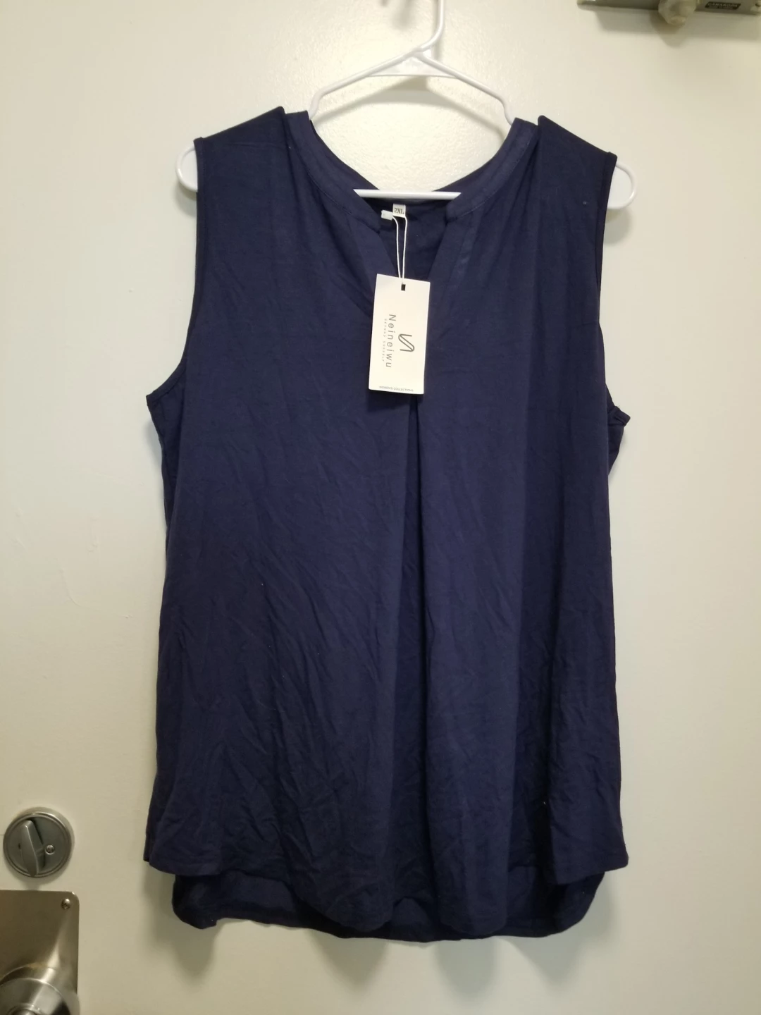 Neineiwu Navy Blue Sleeveless Top - Size 2XL