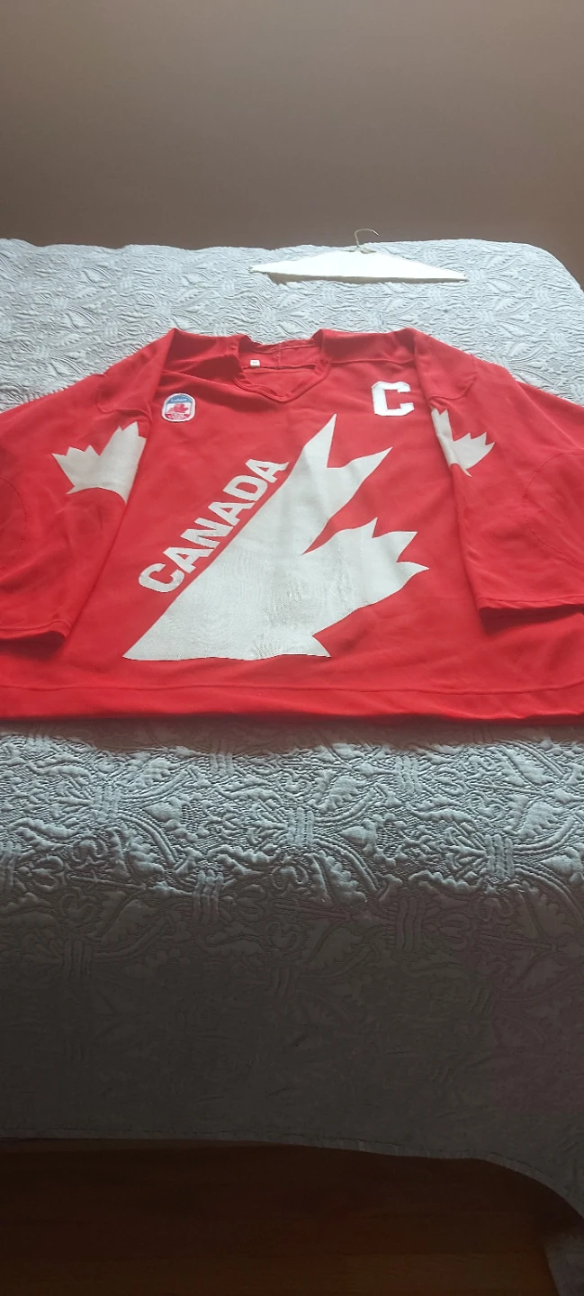 Canada Gretzky 99 Hockey Jersey CCM