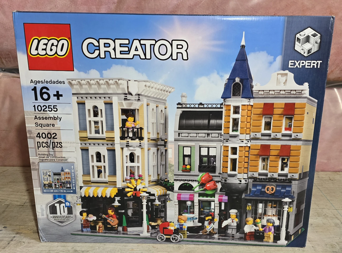 LEGO Creator Expert 10255 Assembly Square Building Toy