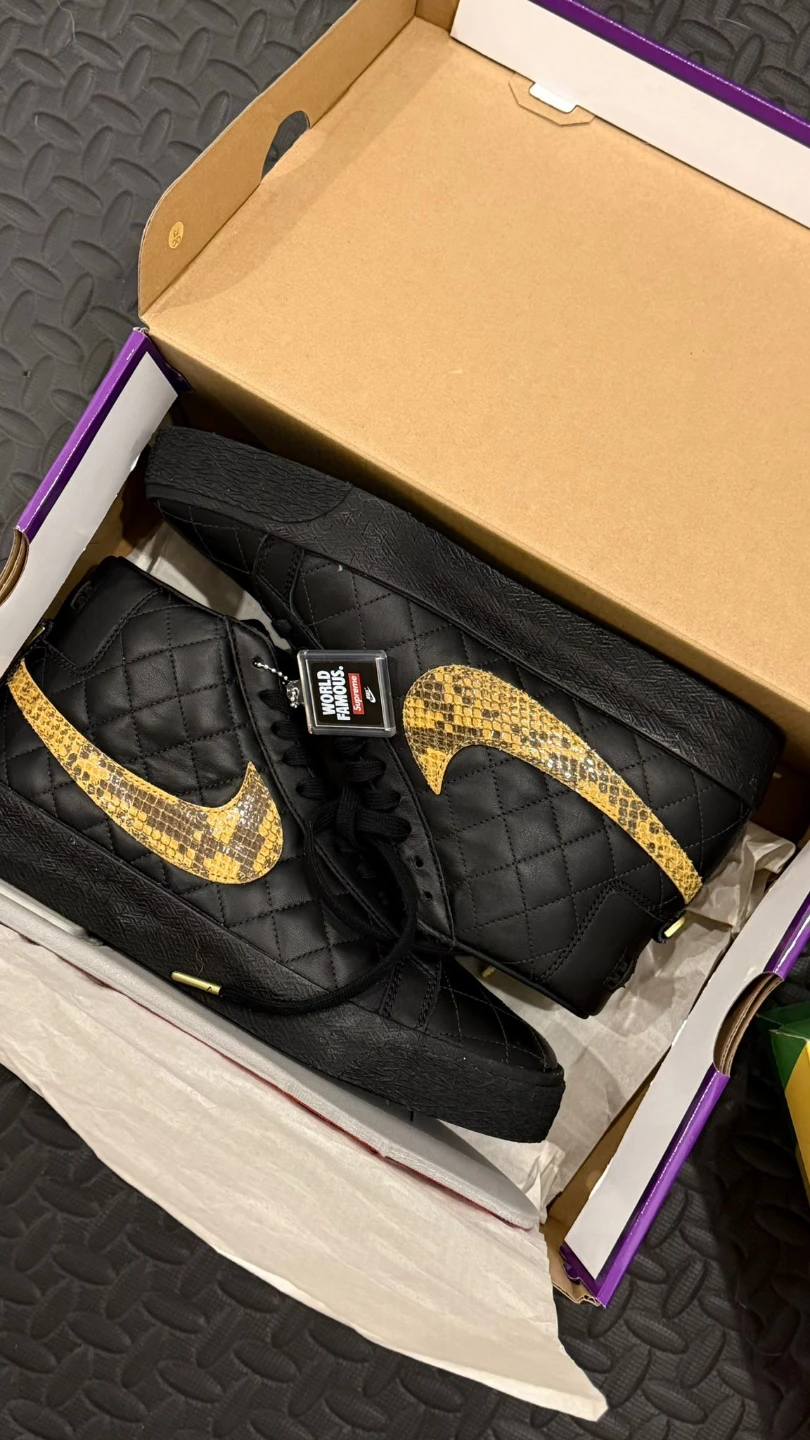 Supreme Nike SB Blazer Low QS "Snakeskin" Black - photo 2