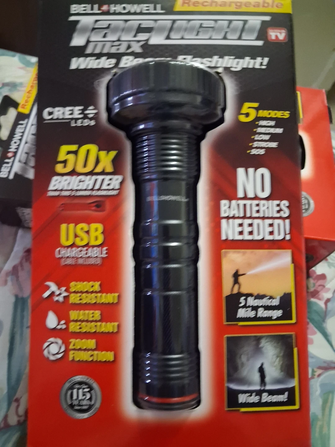 BRAND NEW NEVER USED TAC LIGHT