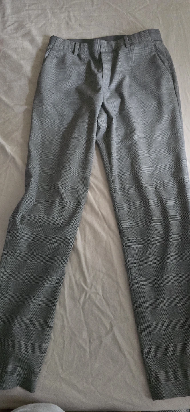women's plaid gray pants