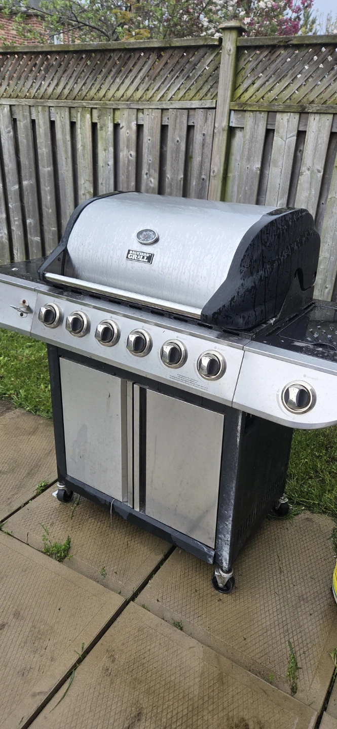 Backyard Grill 6-Burner Propane BBQ