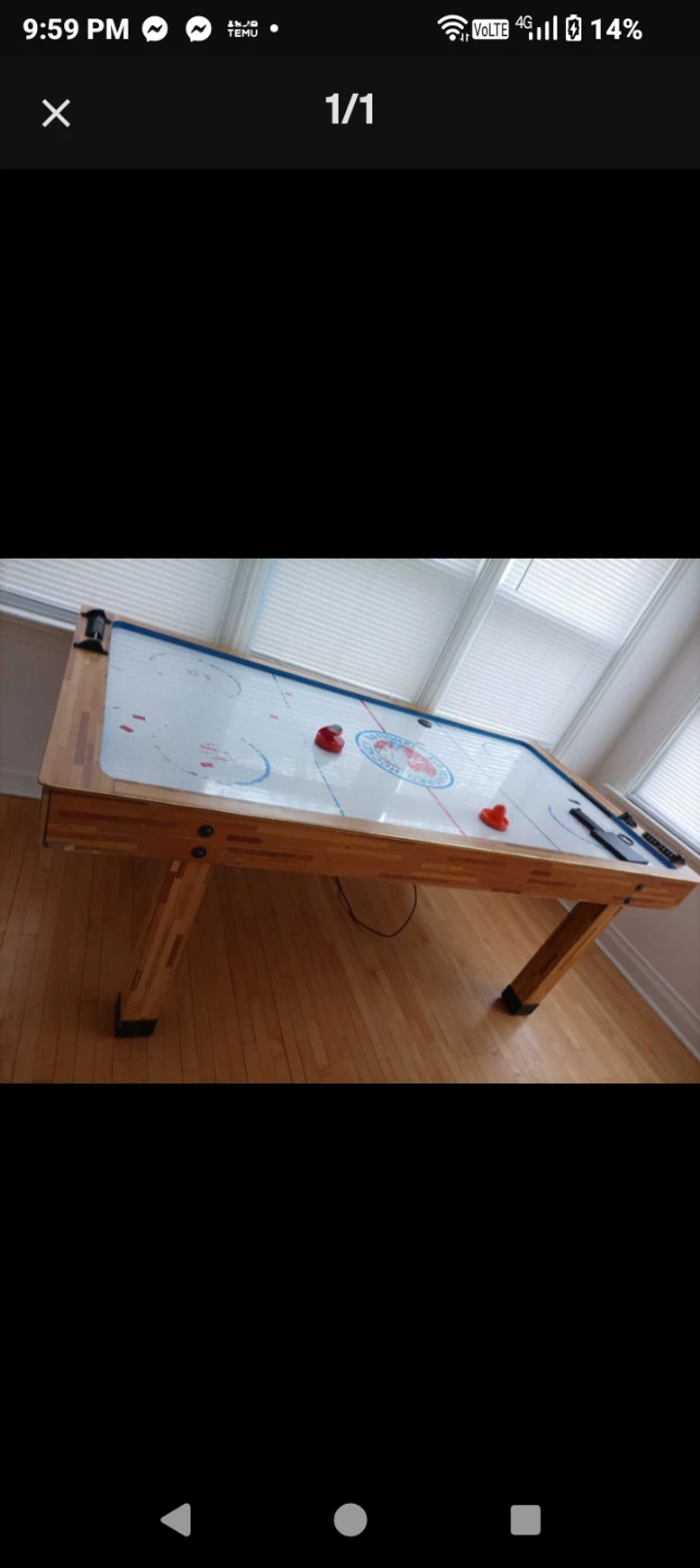 AIR HOCKEY TABLE
